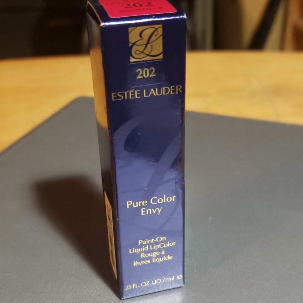 Estee Lauder PURE COLOR ENVY LIQUID MATTE